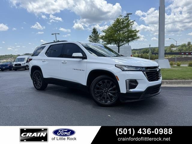 Photo of 2023 Summit White Chevrolet Traverse