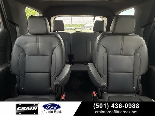 Photo of 2023 Summit White Chevrolet Traverse