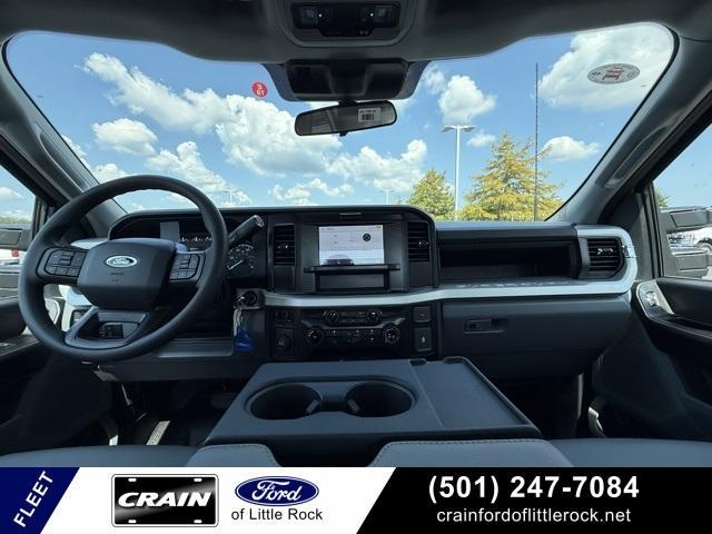 Photo of 2025 Oxford White Ford F-250