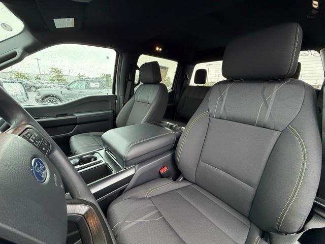 Photo of 2025 Silver Metallic Ford F-150