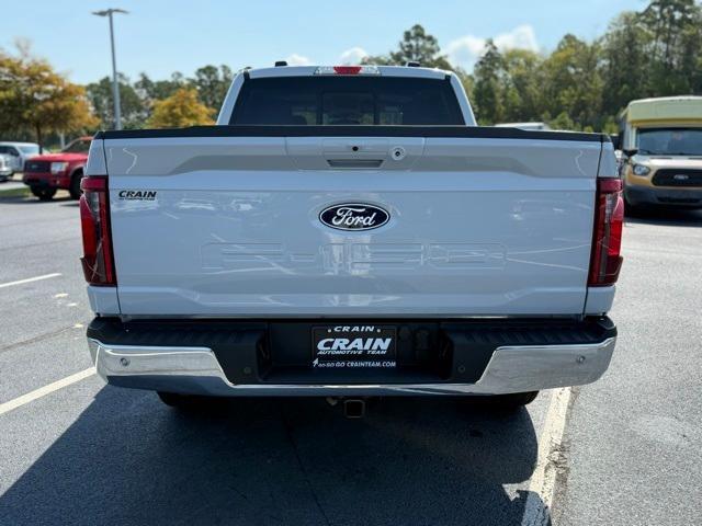 Photo of 2025 White Metallic Ford F-150