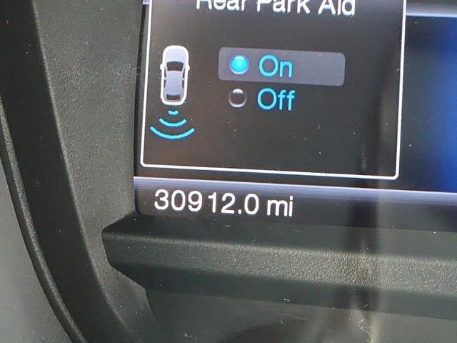 Photo of 2015 White Platinum Tri-Coat Metallic Ford Explorer
