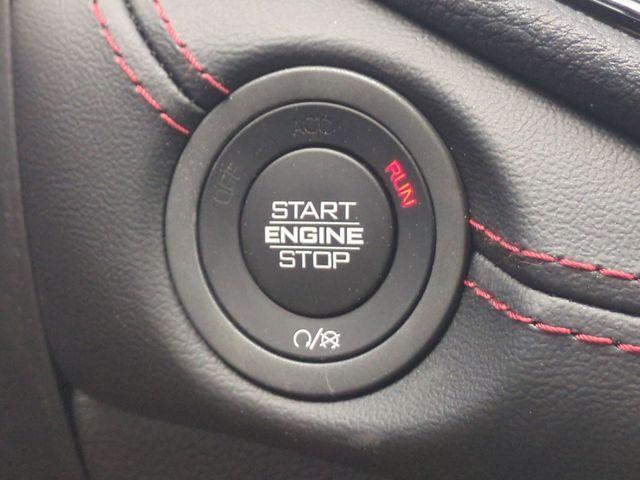 Photo of 2025 DB Black Crystal Clearcoat Dodge Durango