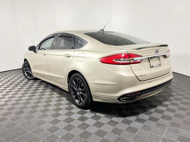 Photo of 2018 White Gold Metallic Ford Fusion