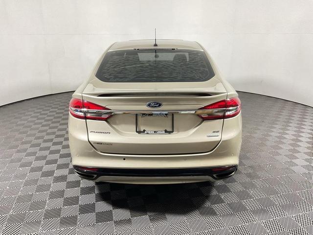 Photo of 2018 White Gold Metallic Ford Fusion