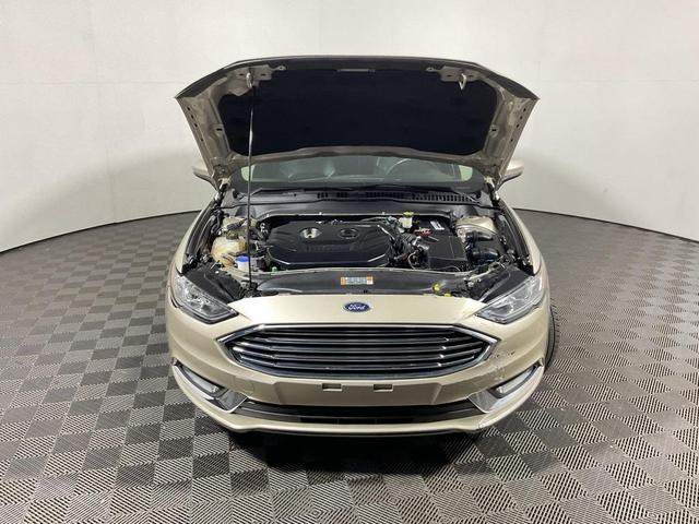 Photo of 2018 White Gold Metallic Ford Fusion