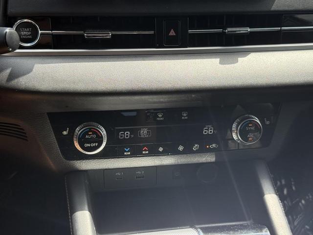 Photo of 2022 Black Diamond Mitsubishi Outlander