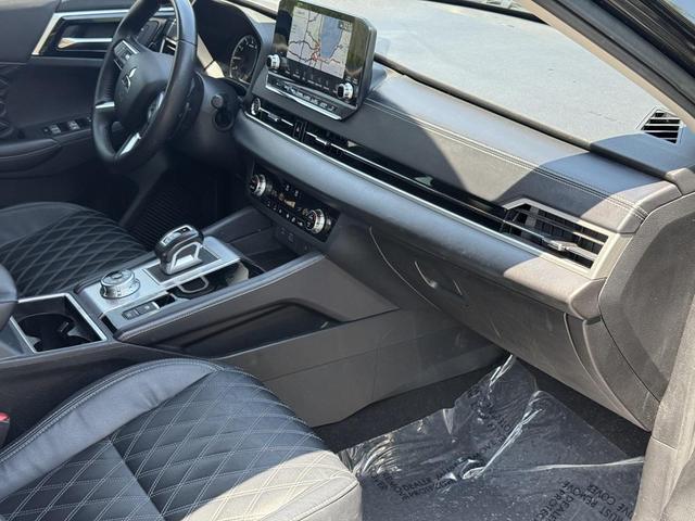 Photo of 2022 Black Diamond Mitsubishi Outlander
