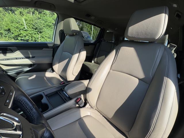 Photo of 2022 Platinum White Pearl Honda Odyssey