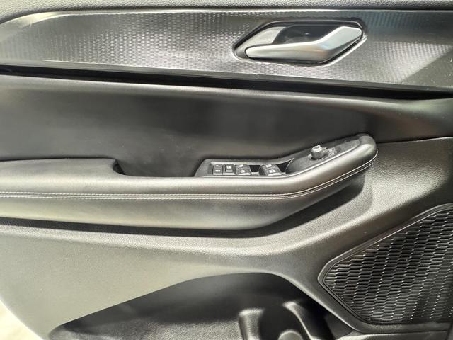 Photo of 2023 Silver Zynith Jeep Grand Cherokee L