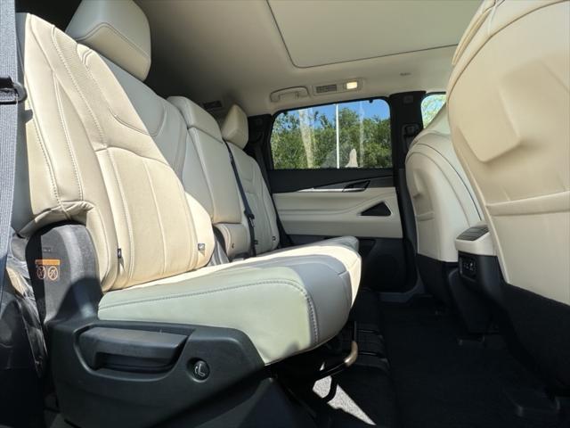 Photo of 2025 Mineral Black INFINITI QX60