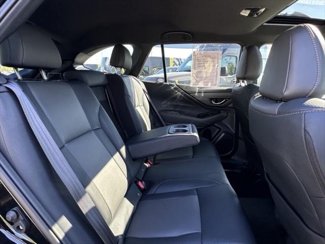 Photo of 2022 Crystal Black Silica Subaru Outback