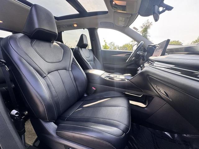 Photo of 2024 Graphite Shadow INFINITI QX60