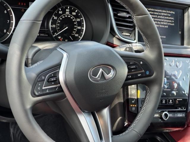 Photo of 2025 Radiant White INFINITI QX55