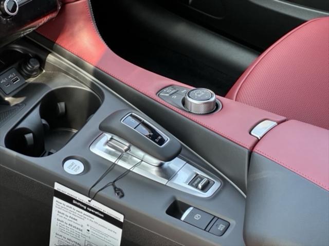 Photo of 2025 Radiant White INFINITI QX55