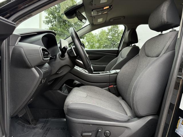 Photo of 2023 Twilight Black Hyundai SANTA FE