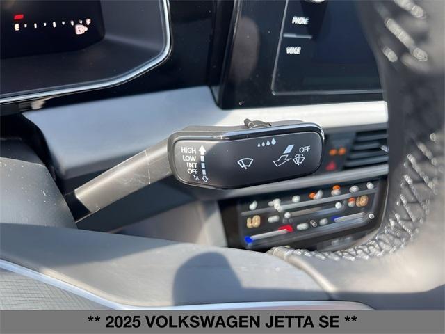 Photo of 2025 Opal White Pearl Effect Volkswagen Jetta
