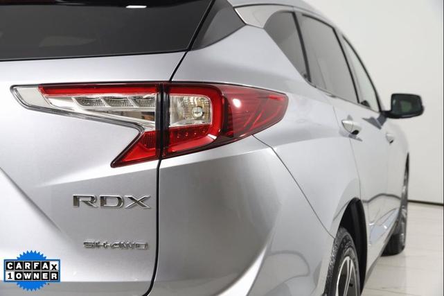 Photo of 2024 Lunar Silver Metallic Acura RDX