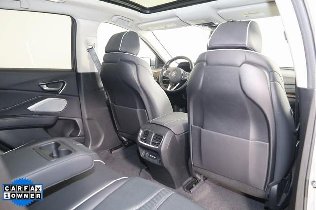 Photo of 2024 Lunar Silver Metallic Acura RDX