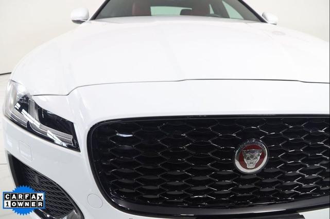 Photo of 2023 Fuji White Jaguar XF