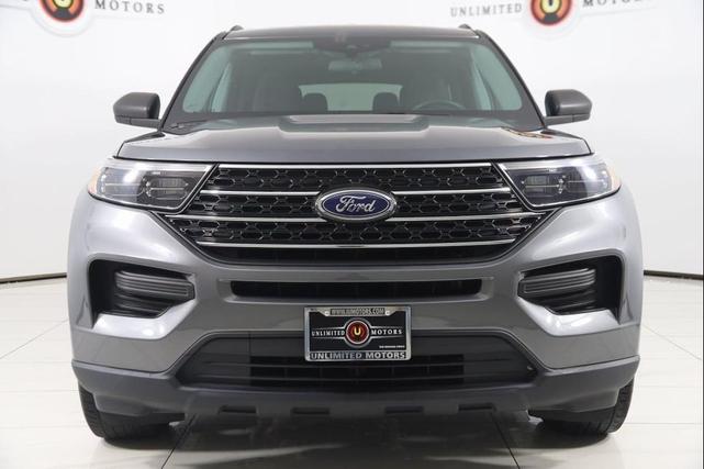 Photo of 2022 Carbonized Gray Metallic Ford Explorer