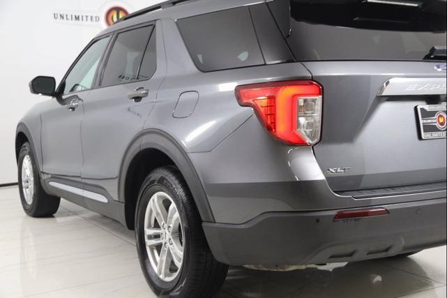 Photo of 2022 Carbonized Gray Metallic Ford Explorer