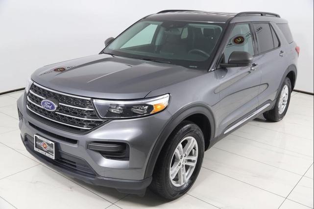 Photo of 2022 Carbonized Gray Metallic Ford Explorer