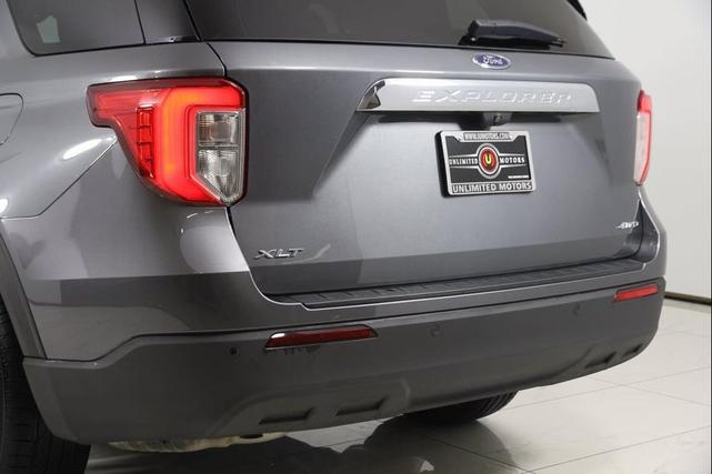Photo of 2022 Carbonized Gray Metallic Ford Explorer