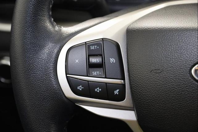 Photo of 2022 Carbonized Gray Metallic Ford Explorer