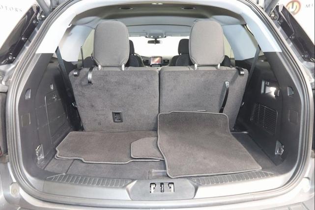 Photo of 2022 Carbonized Gray Metallic Ford Explorer