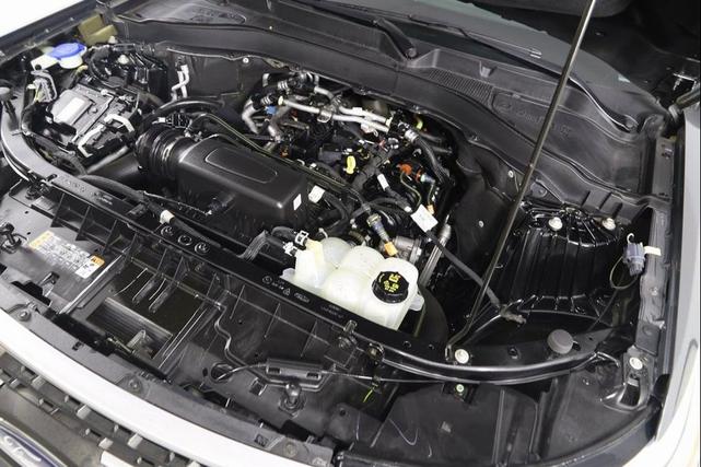 Photo of 2022 Carbonized Gray Metallic Ford Explorer