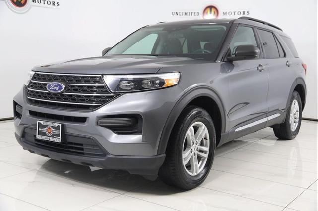 Photo of 2022 Carbonized Gray Metallic Ford Explorer