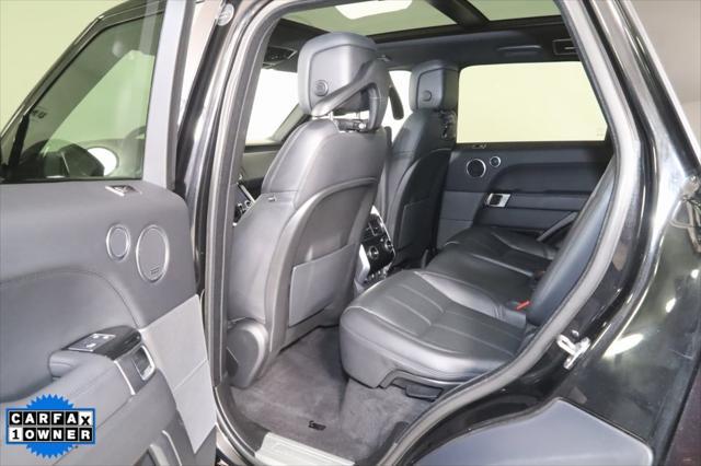 Photo of 2022 Santorini Black Metallic Land Rover Range Rover Sport