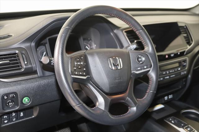 Photo of 2022 Crystal Black Pearl Honda Passport