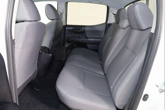 Photo of 2021 Super White Toyota Tacoma
