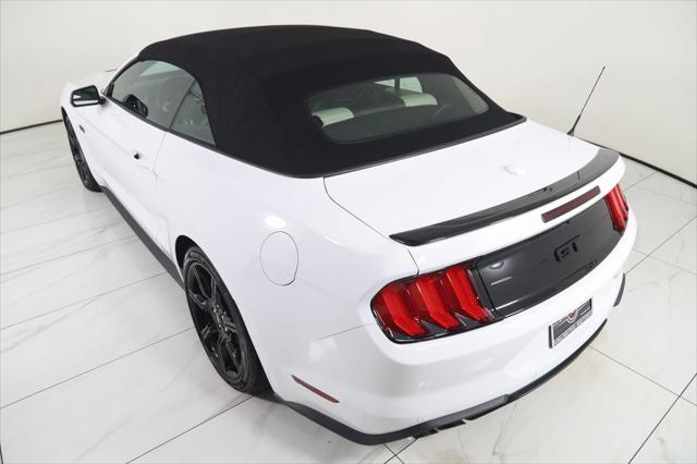 Photo of 2019 Oxford White Ford Mustang