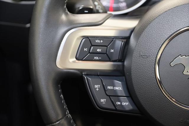 Photo of 2019 Oxford White Ford Mustang