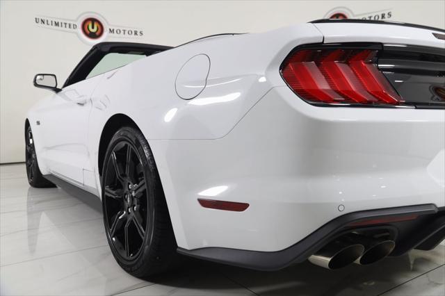 Photo of 2019 Oxford White Ford Mustang