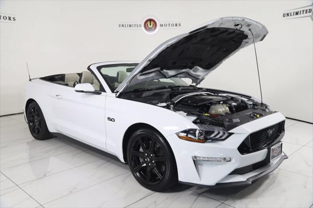 Photo of 2019 Oxford White Ford Mustang