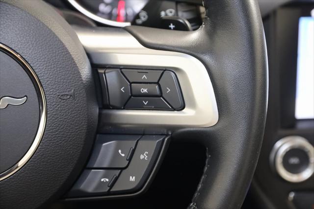 Photo of 2019 Oxford White Ford Mustang