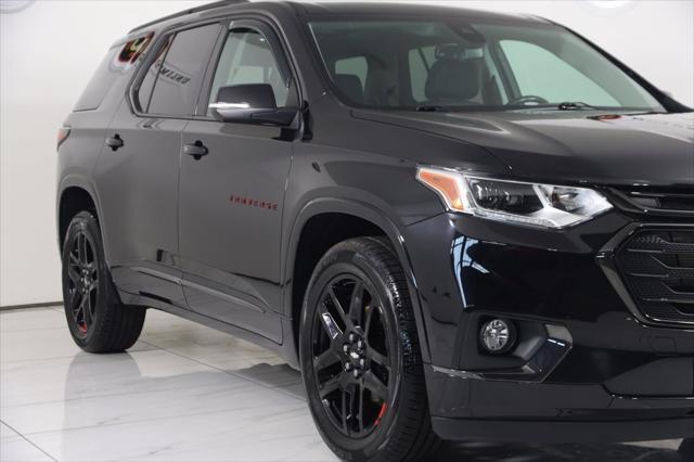 Photo of 2021 Mosaic Black Metallic Chevrolet Traverse