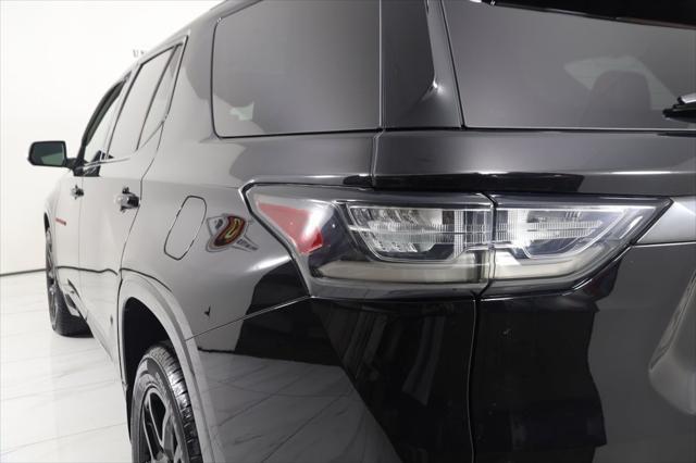 Photo of 2021 Mosaic Black Metallic Chevrolet Traverse