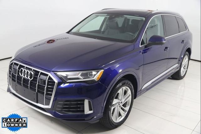 Photo of 2022 Navarra Blue Metallic Audi Q7