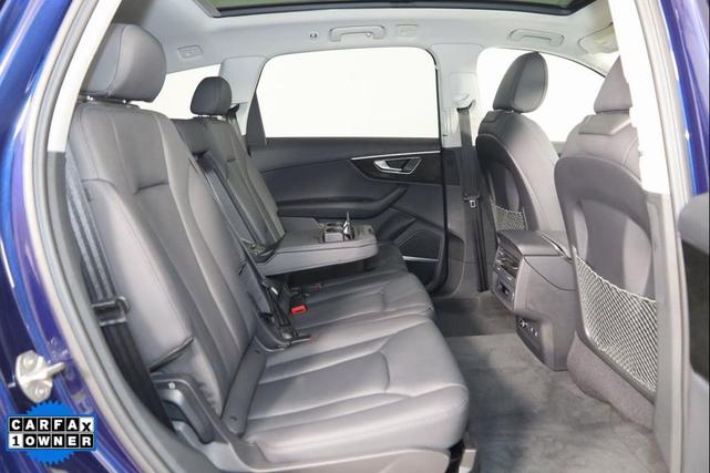 Photo of 2022 Navarra Blue Metallic Audi Q7