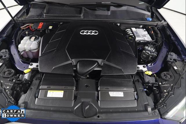 Photo of 2022 Navarra Blue Metallic Audi Q7