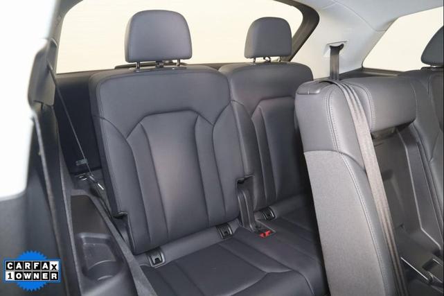 Photo of 2022 Navarra Blue Metallic Audi Q7