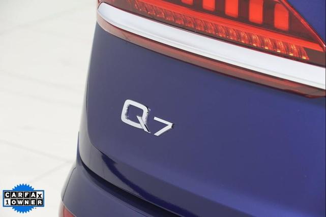 Photo of 2022 Navarra Blue Metallic Audi Q7