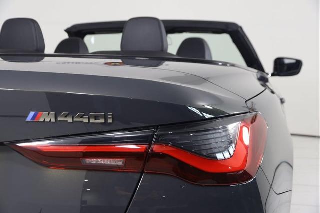 Photo of 2023 Gray Metallic BMW M440