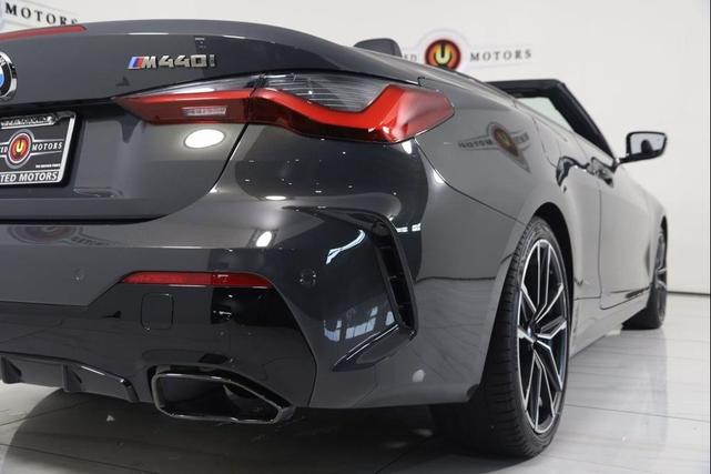 Photo of 2023 Gray Metallic BMW M440