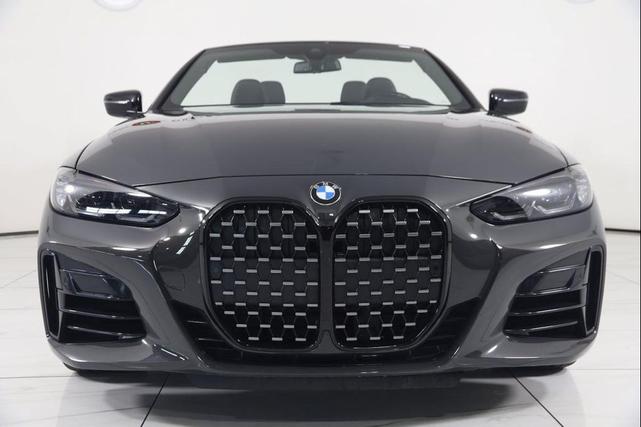 Photo of 2023 Gray Metallic BMW M440